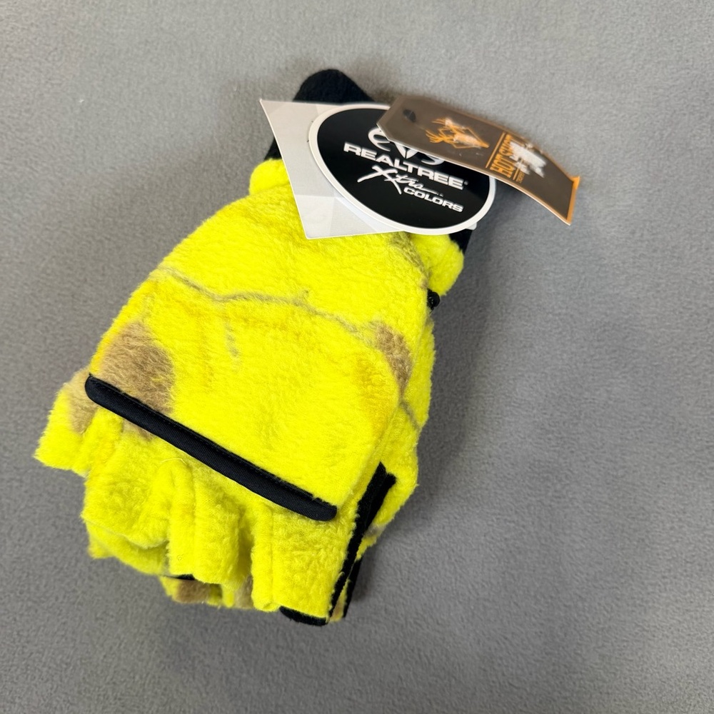 Hot Shot RealTree Thinsulate Bulls-Eye Fuzzy Fleece Fingerless Poptop Mittens